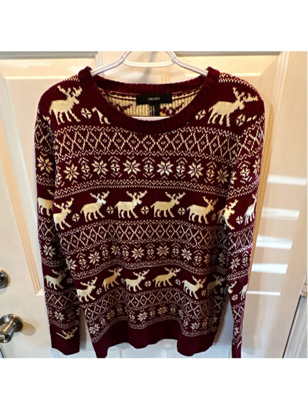 Forever 21 Women’s M Knit Crewneck Long Sleeve Sweater Fair Isle Reindeer